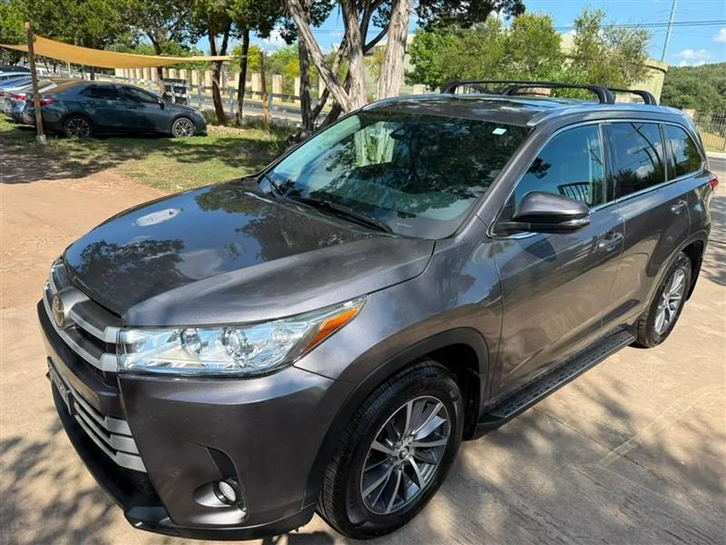 Toyota Highlander XLE AWD V6 2018
