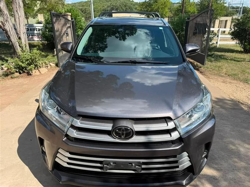 Toyota Highlander XLE AWD V6 2018