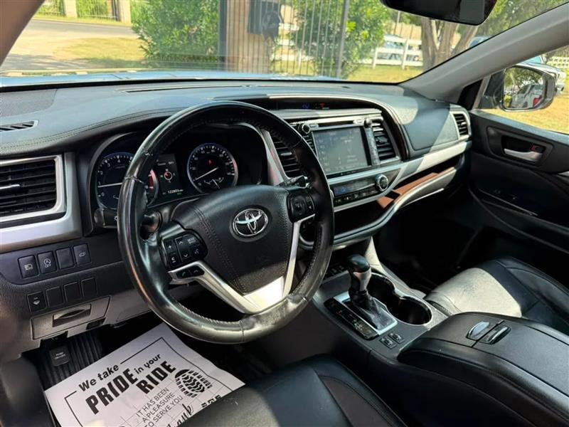 Toyota Highlander XLE AWD V6 2018