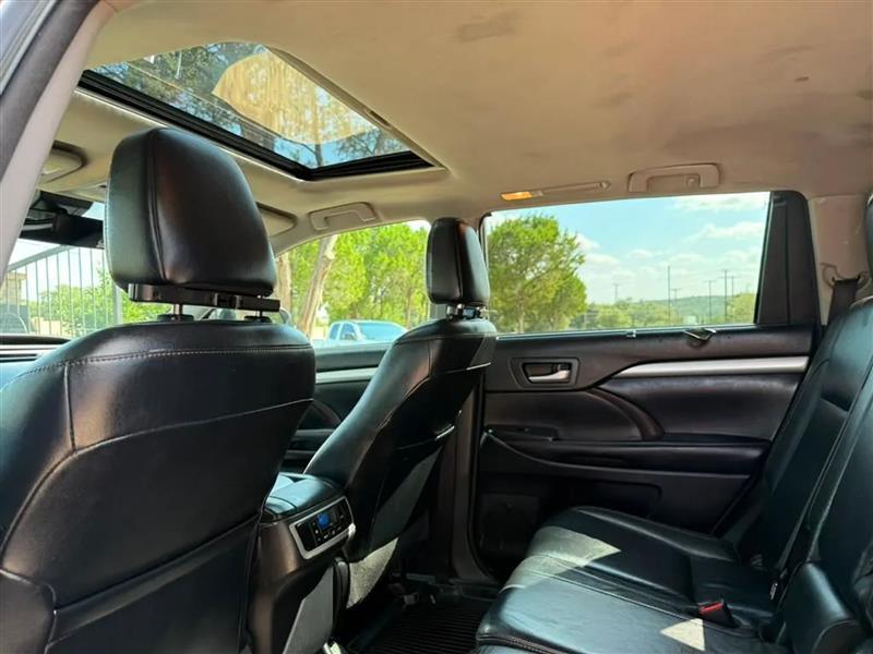 Toyota Highlander XLE AWD V6 2018