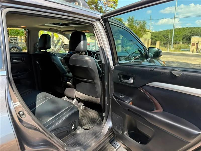 Toyota Highlander XLE AWD V6 2018
