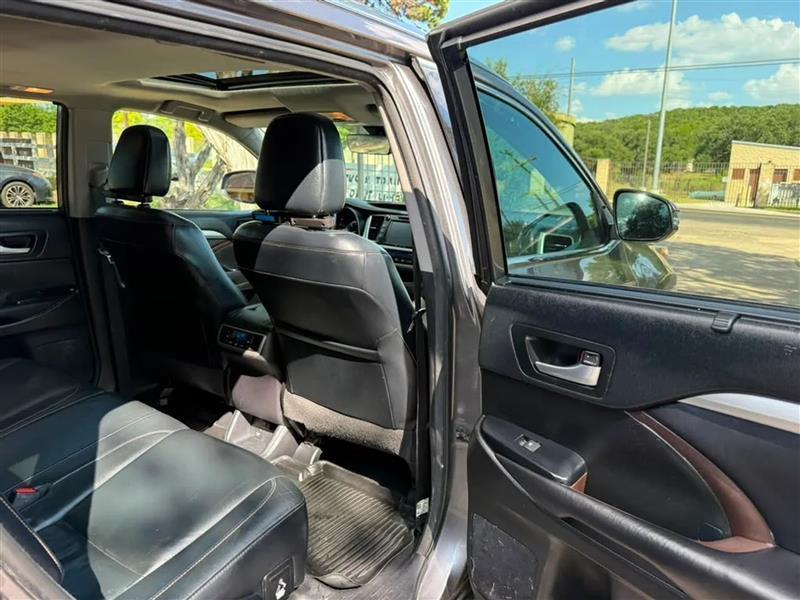 Toyota Highlander XLE AWD V6 2018