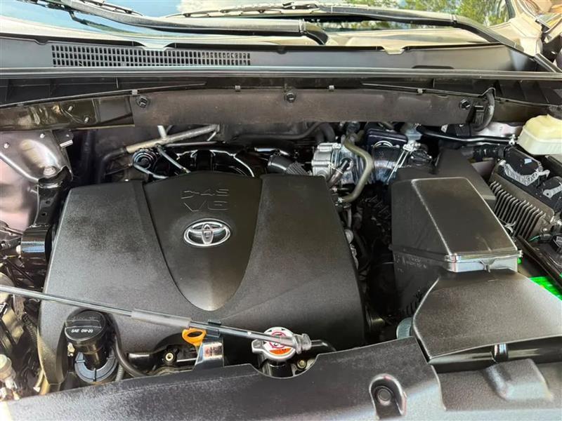 Toyota Highlander XLE AWD V6 2018