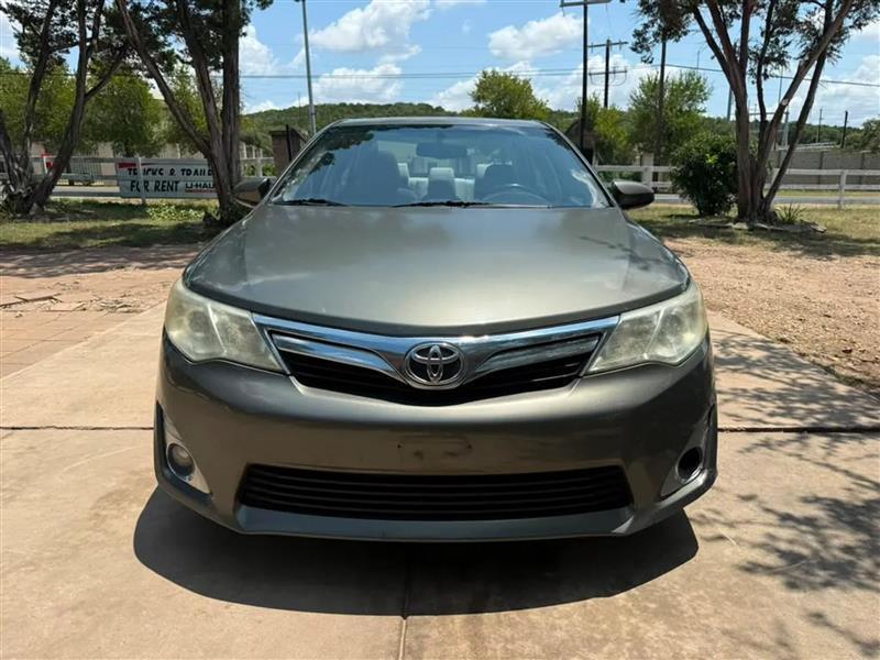 Toyota Camry XLE 2014
