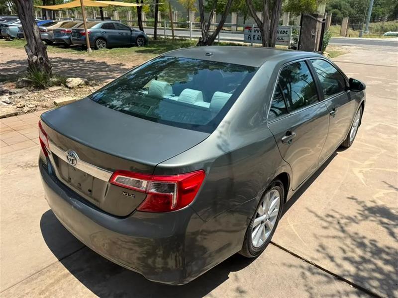 Toyota Camry XLE 2014