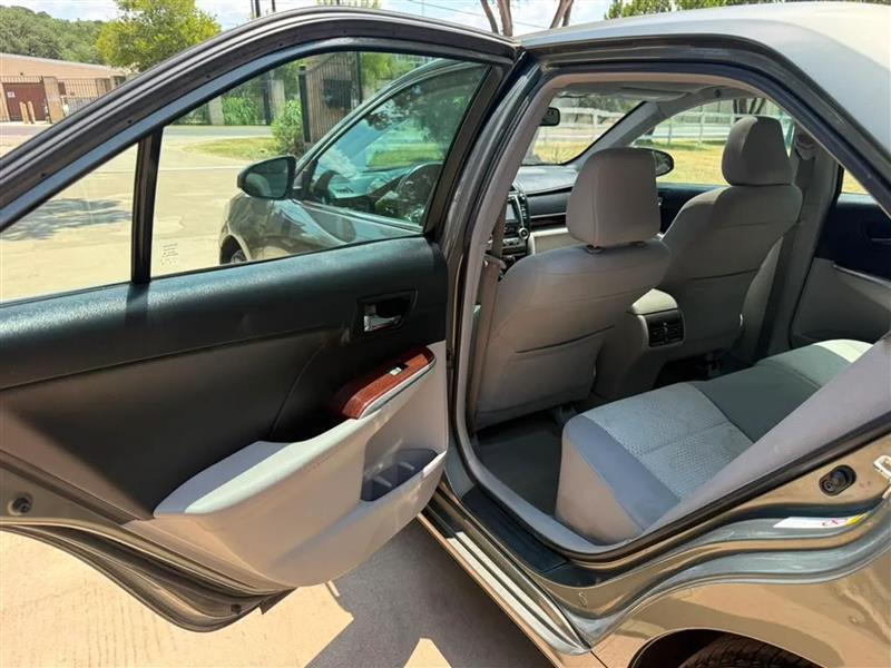 Toyota Camry XLE 2014