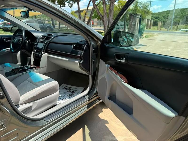Toyota Camry XLE 2014
