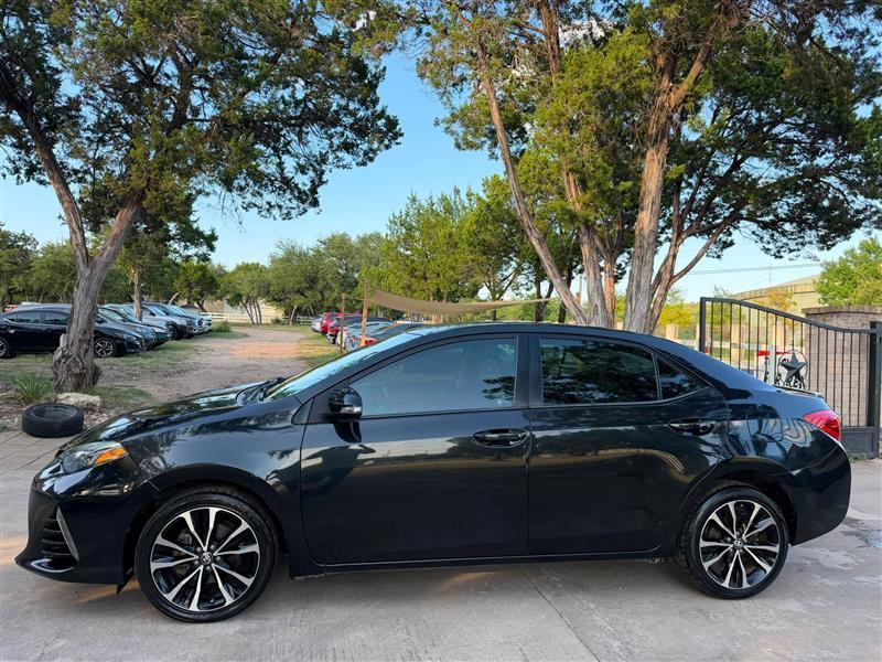 Toyota Corolla SE 6M 2018
