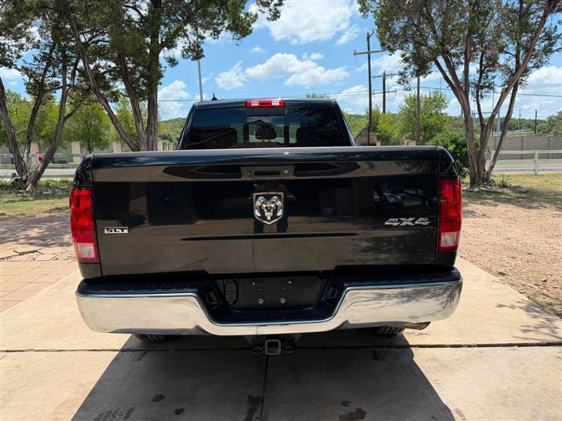 RAM 1500 SLT Quad Cab 4WD 2018