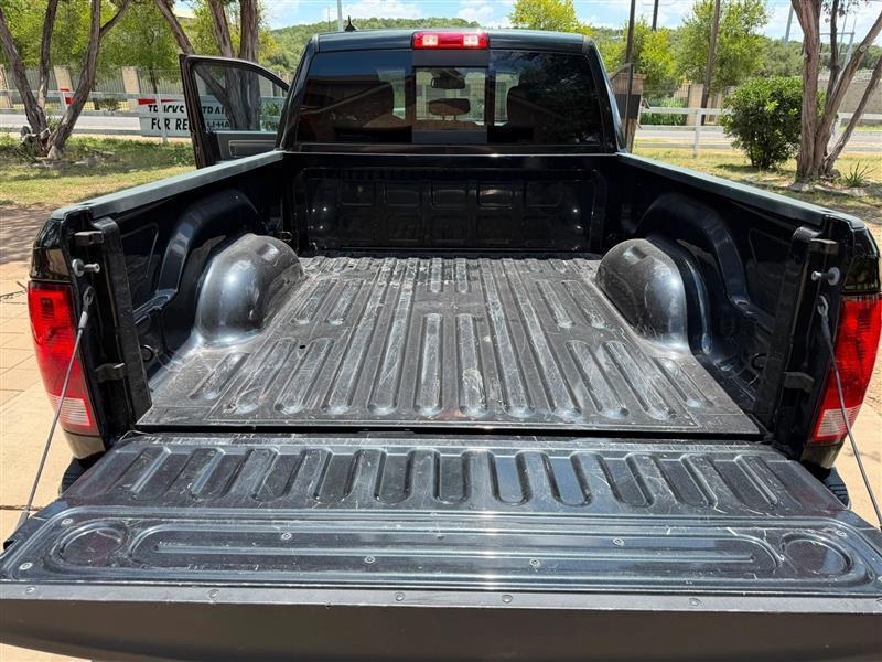 RAM 1500 SLT Quad Cab 4WD 2018