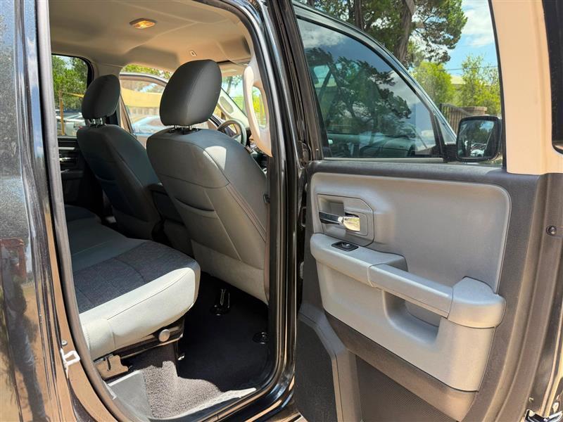 RAM 1500 SLT Quad Cab 4WD 2018
