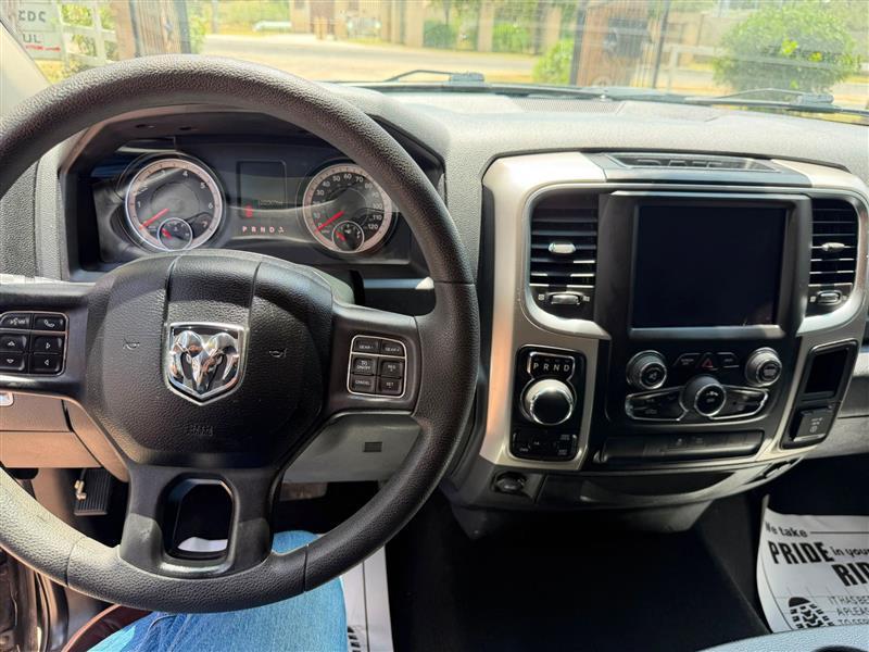 RAM 1500 SLT Quad Cab 4WD 2018