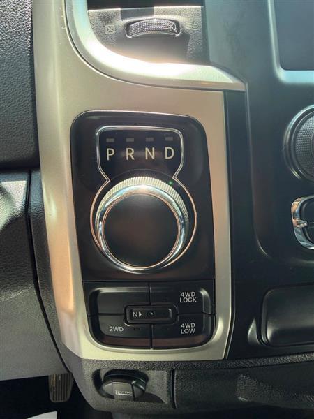 RAM 1500 SLT Quad Cab 4WD 2018