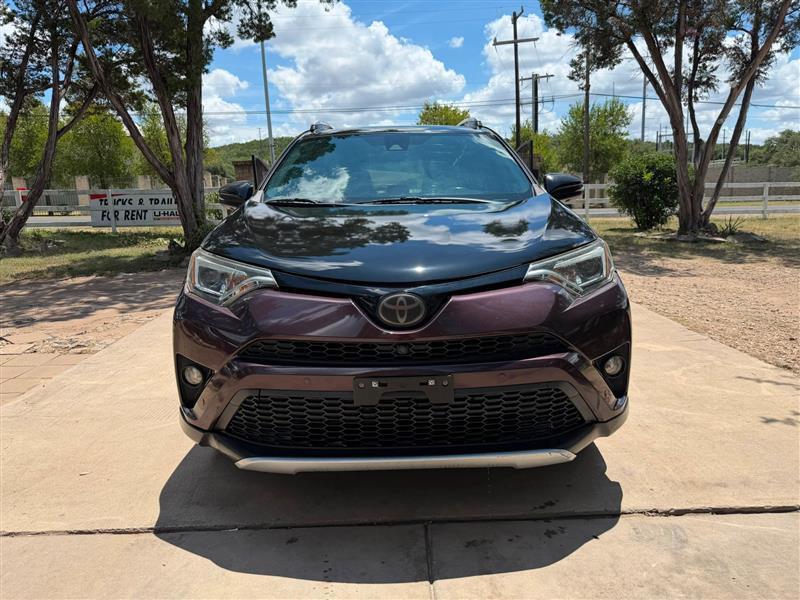 Toyota RAV4 SE FWD 2016
