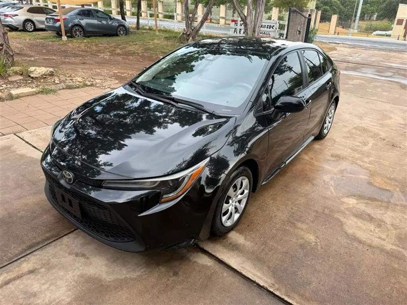 Toyota Corolla LE 2021