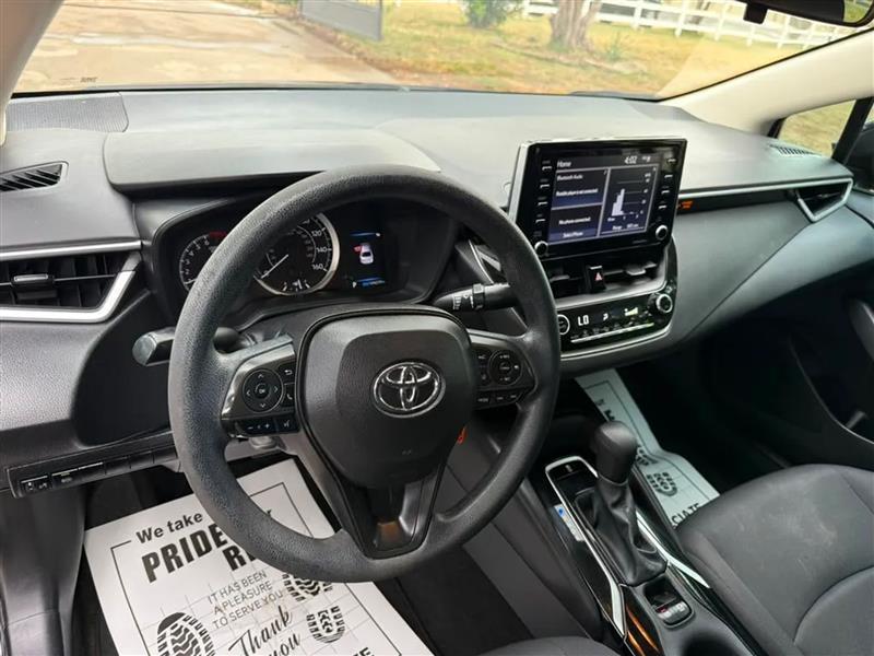 Toyota Corolla LE 2021