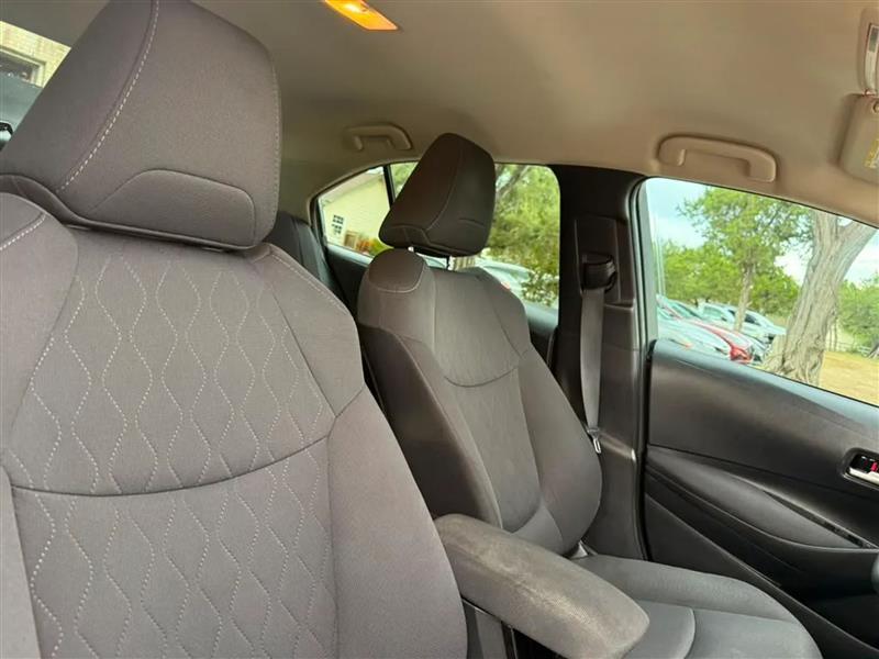 Toyota Corolla LE 2021