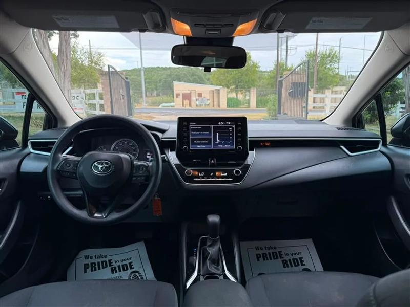 Toyota Corolla LE 2021