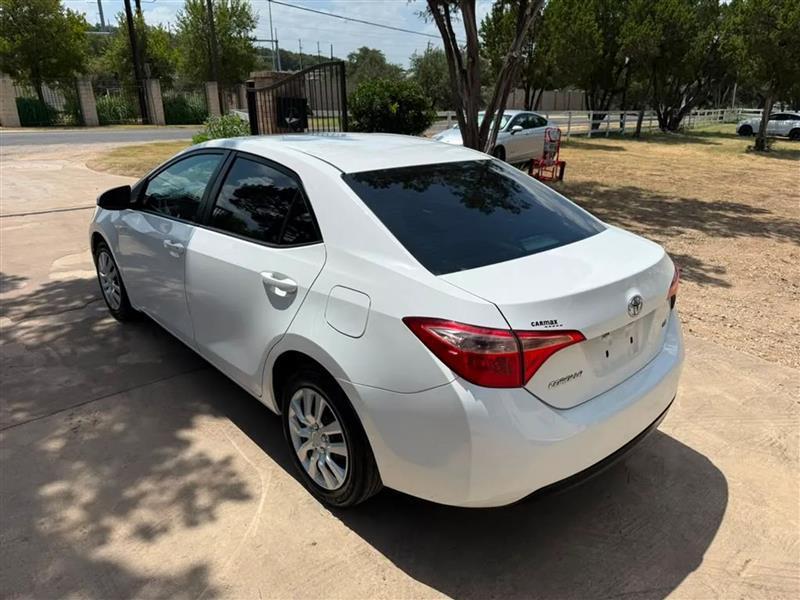 Toyota Corolla LE Eco 2019
