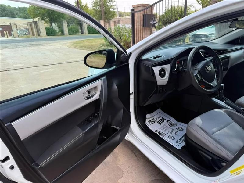 Toyota Corolla LE Eco 2019