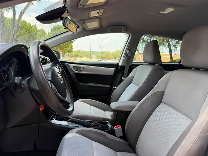 Toyota Corolla LE Eco 2019