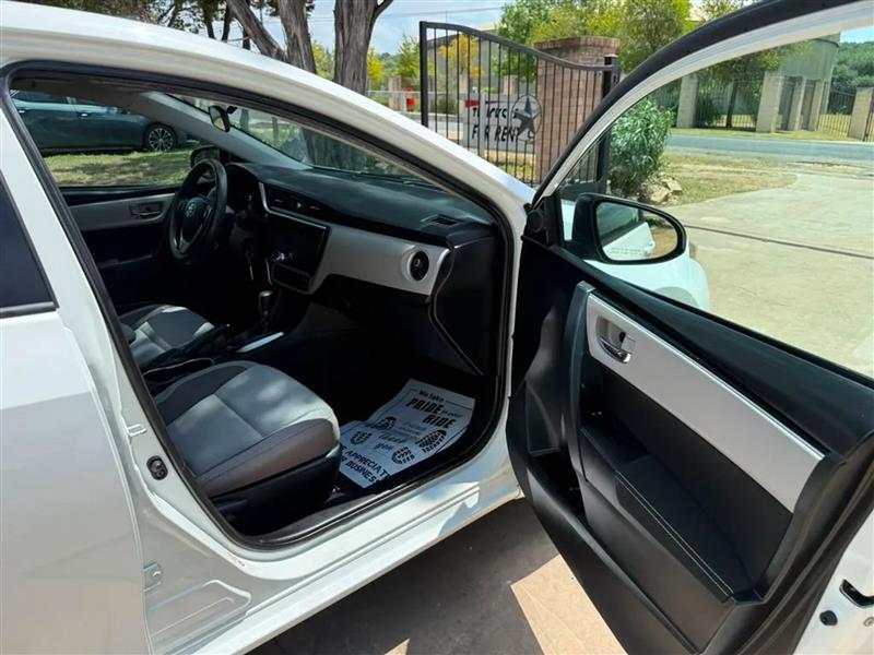 Toyota Corolla LE Eco 2019