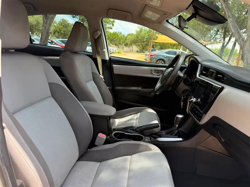 Toyota Corolla LE Eco 2019