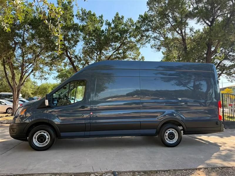 Ford Transit 250 Van High Roof w/Sliding Pass. 148-in. WB EL 2021