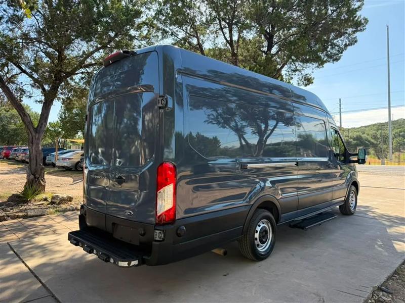 Ford Transit 250 Van High Roof w/Sliding Pass. 148-in. WB EL 2021