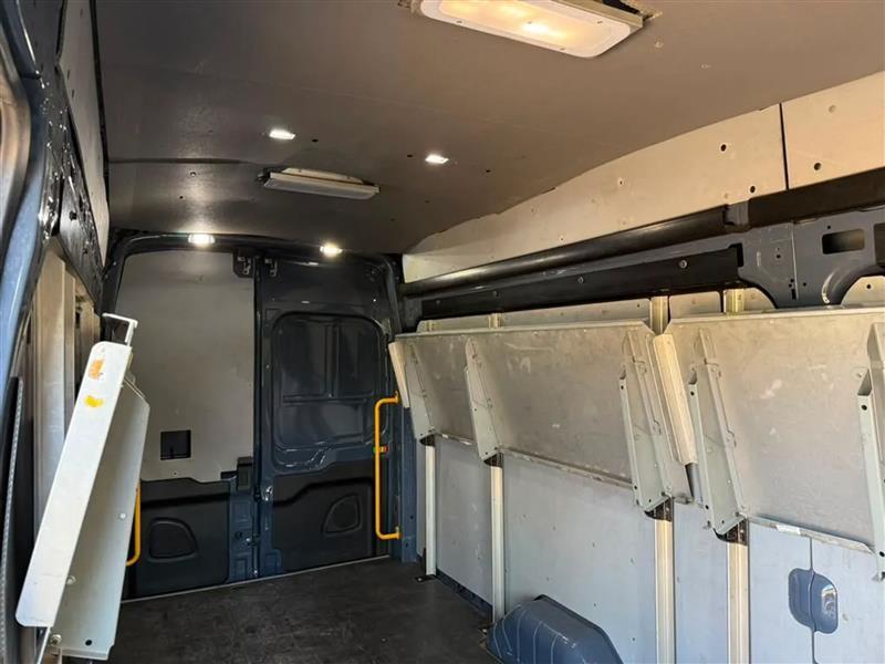Ford Transit 250 Van High Roof w/Sliding Pass. 148-in. WB EL 2021