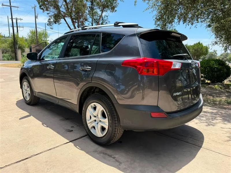 Toyota RAV4 LE FWD 2015