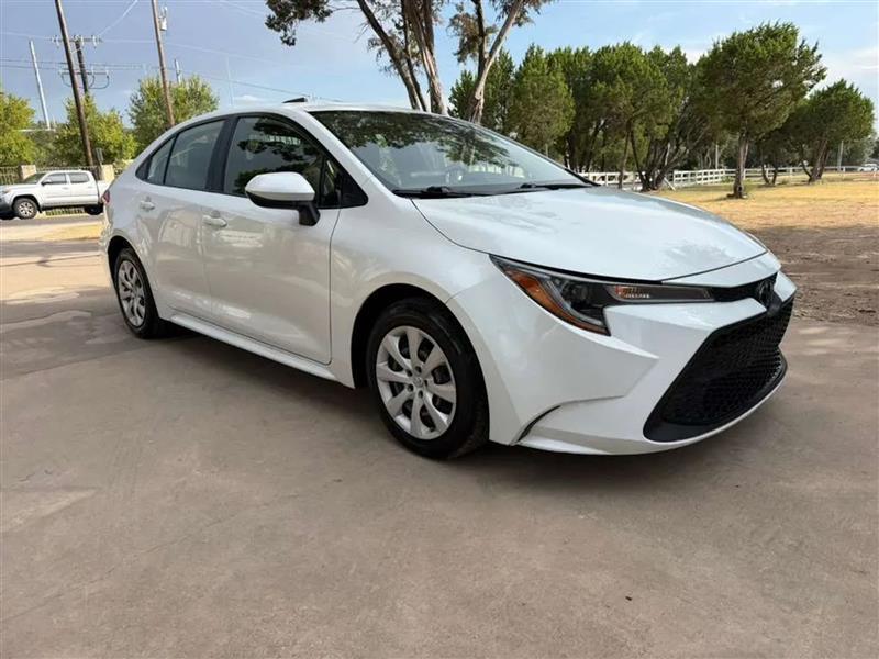 Toyota Corolla LE Hybrid 2022