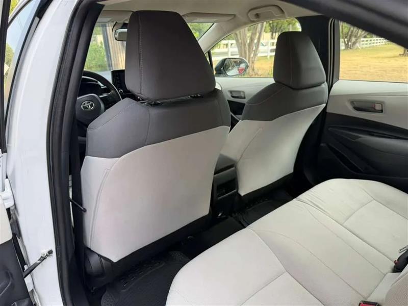 Toyota Corolla LE Hybrid 2022
