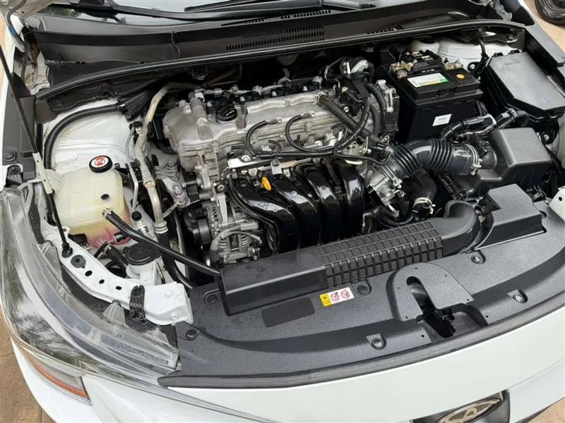 Toyota Corolla LE Hybrid 2022