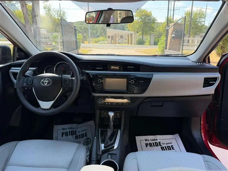Toyota Corolla LE CVT 2016
