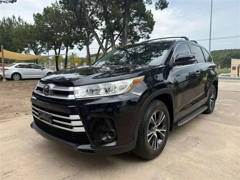 Toyota Highlander LE FWD I4 2017