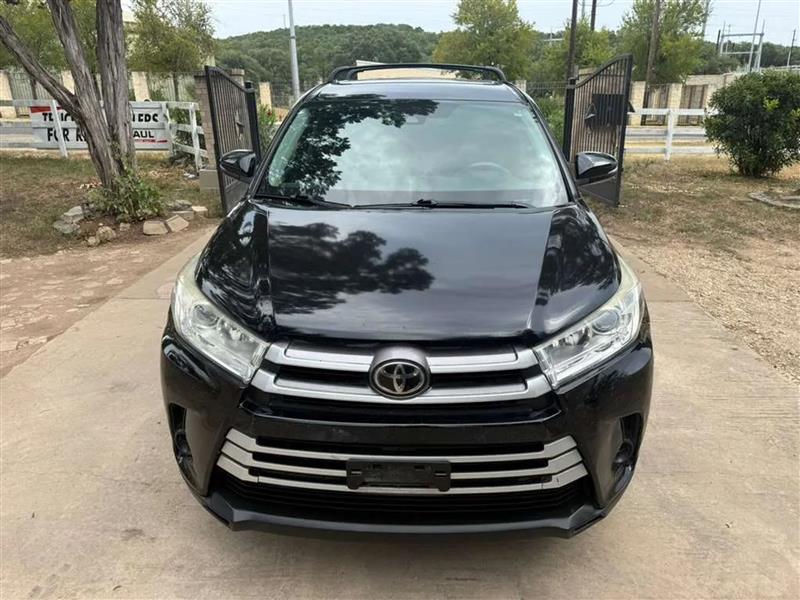 Toyota Highlander LE FWD I4 2017