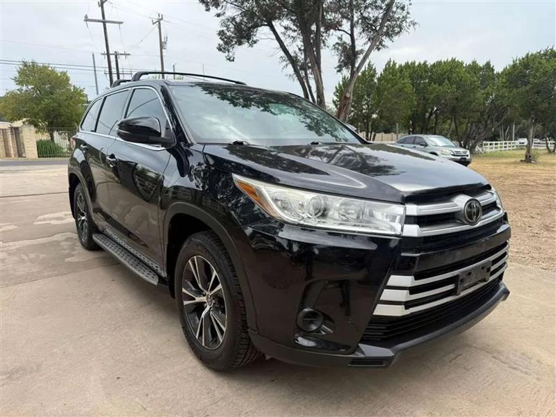 Toyota Highlander LE FWD I4 2017