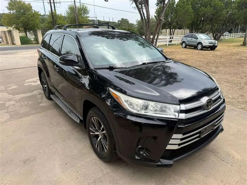 Toyota Highlander LE FWD I4 2017