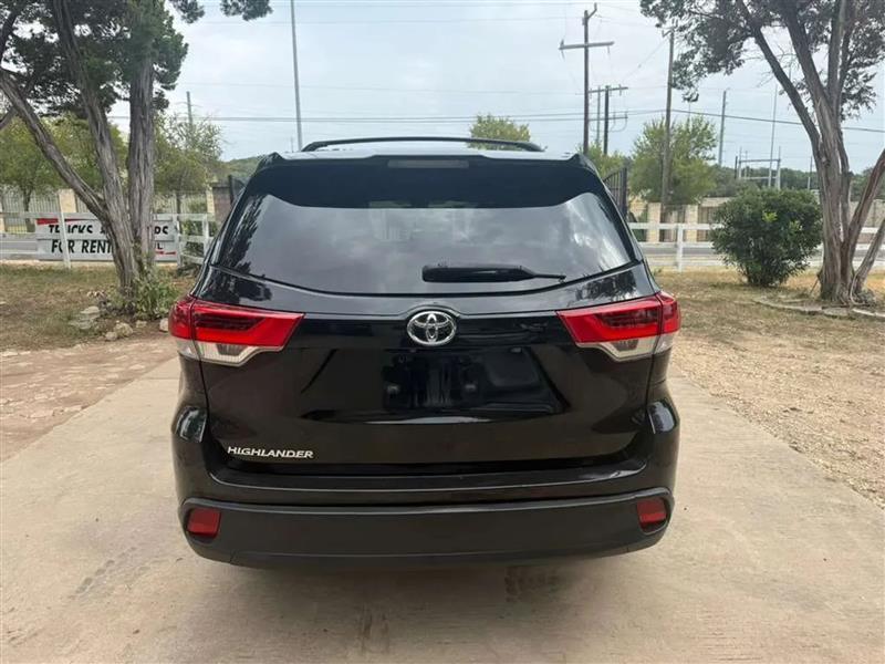 Toyota Highlander LE FWD I4 2017