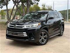 2017 Toyota Highlander 