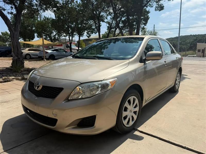 Toyota Corolla LE 4-Speed AT 2010