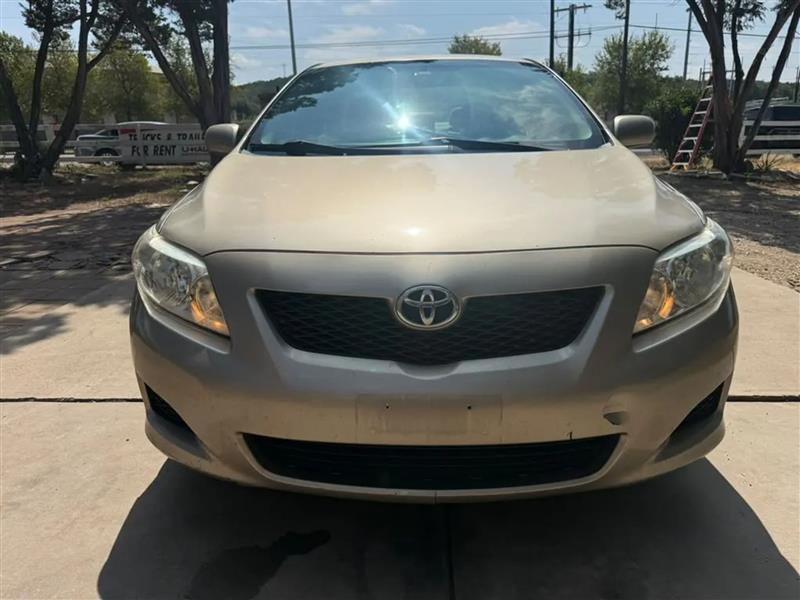 Toyota Corolla LE 4-Speed AT 2010