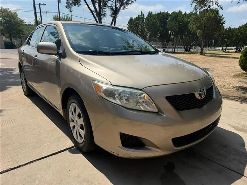 Toyota Corolla LE 4-Speed AT 2010