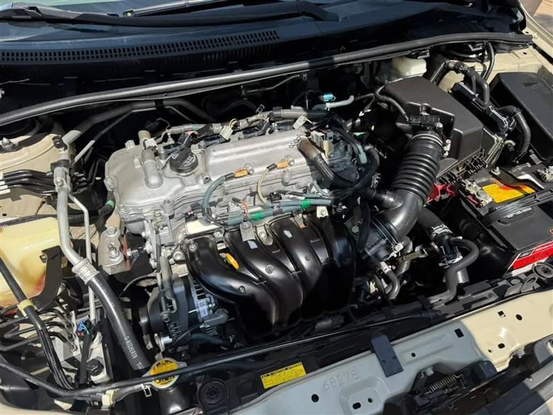 Toyota Corolla LE 4-Speed AT 2010