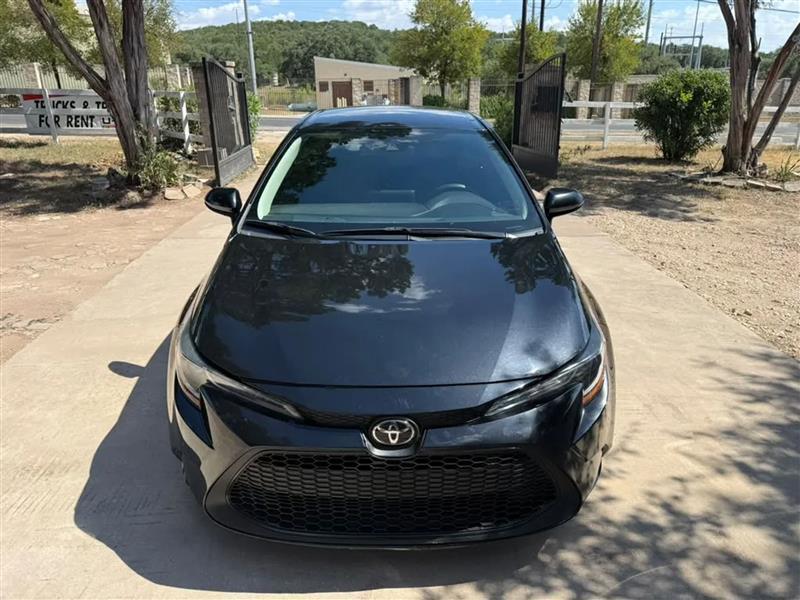 Toyota Corolla LE 2022