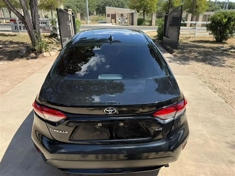 Toyota Corolla LE 2022