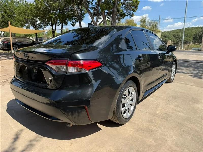 Toyota Corolla LE 2022