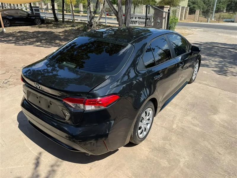 Toyota Corolla LE 2022