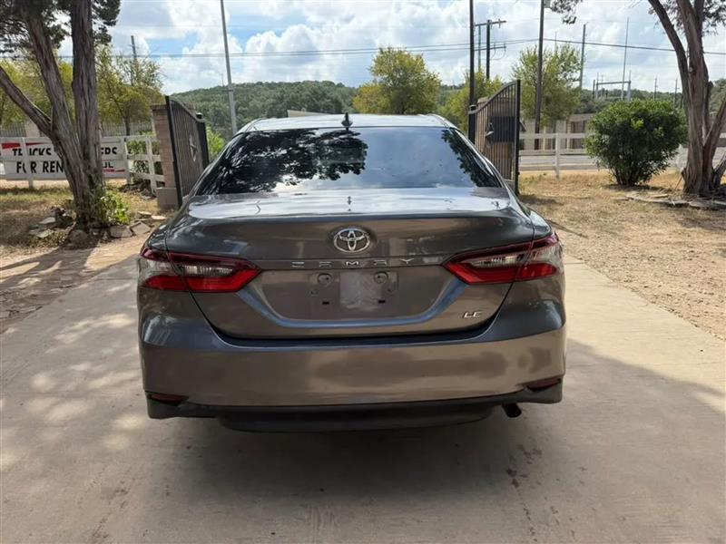 Toyota Camry LE 2021